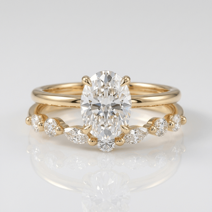 OVAL DIAMOND MARQUISE GOLD RING