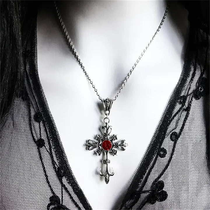 Noirelle Necklace | White Gold