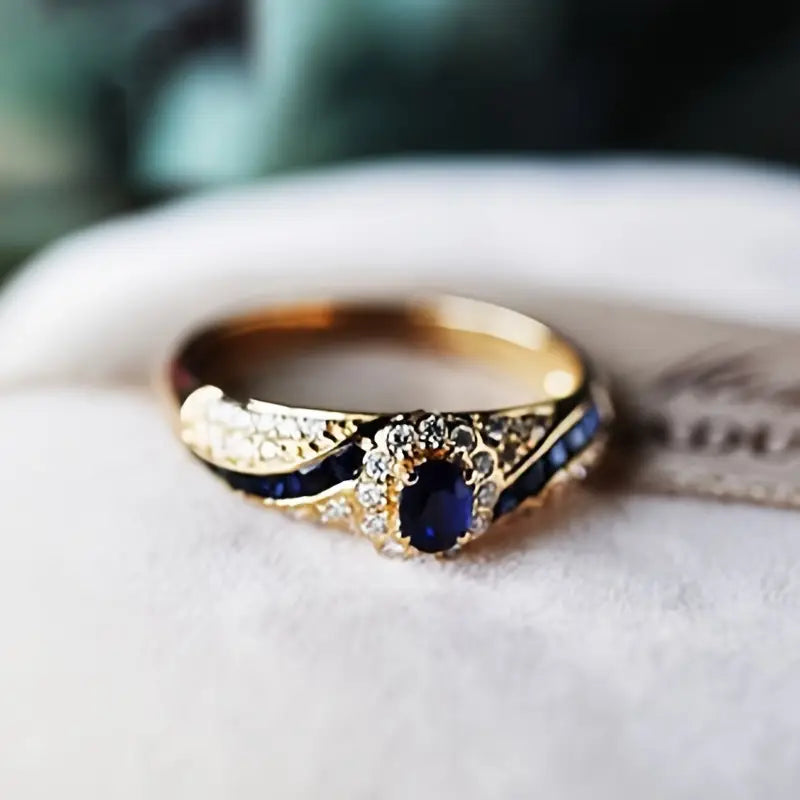 Avelisse Gold Ring
