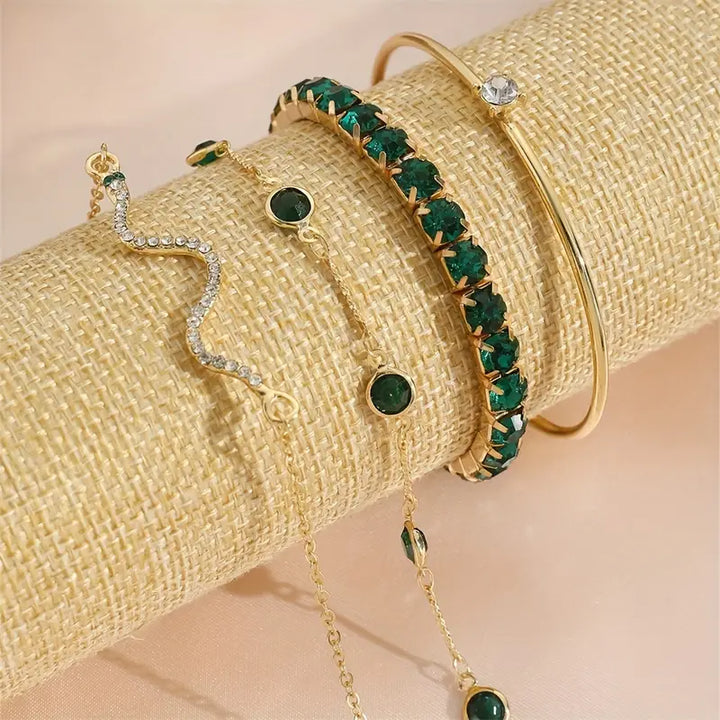 Set of Bracelets in Green Gemstones
