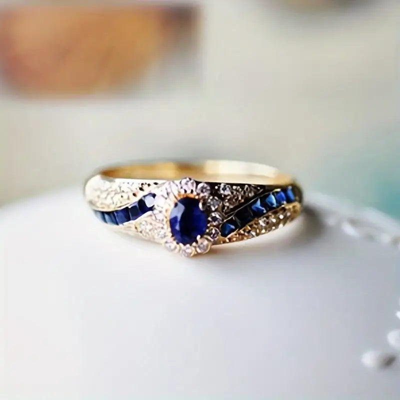 Avelisse Gold Ring