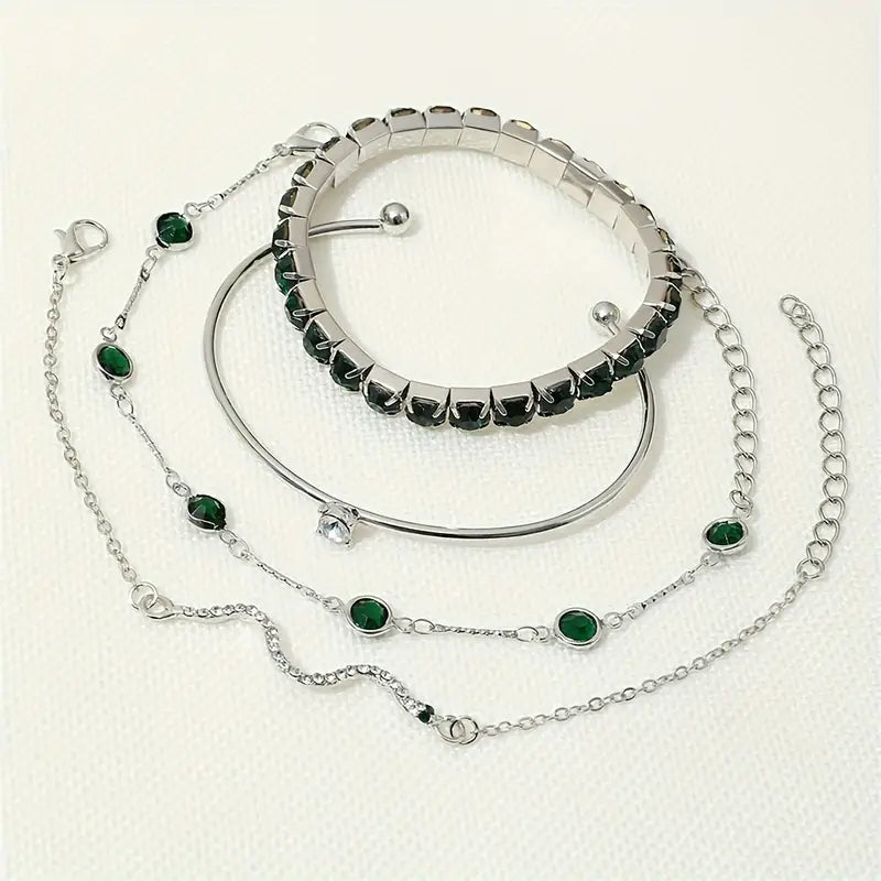 Set of Bracelets in Green Gemstones