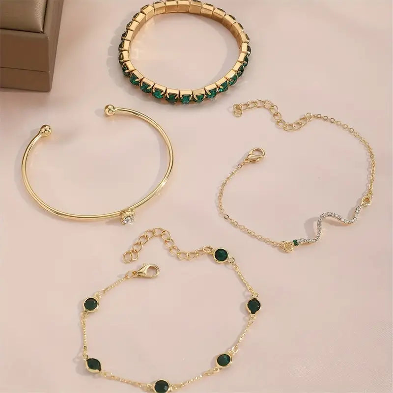 Set of Bracelets in Green Gemstones
