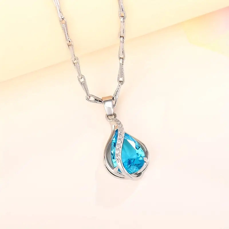 Virea Necklace