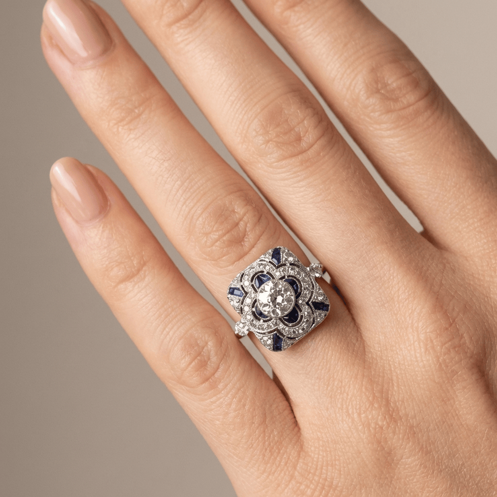 VINTAGE RING IN SILVER DIAMOND AND SAPPHIRE